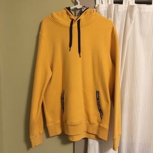 Hollister hoodie women L (offer any price!)
